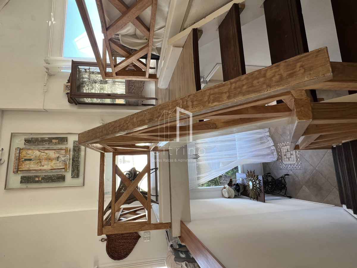 Casa ID.2295 - Casa en alquiler anual, mansa parada 43 primera línea 