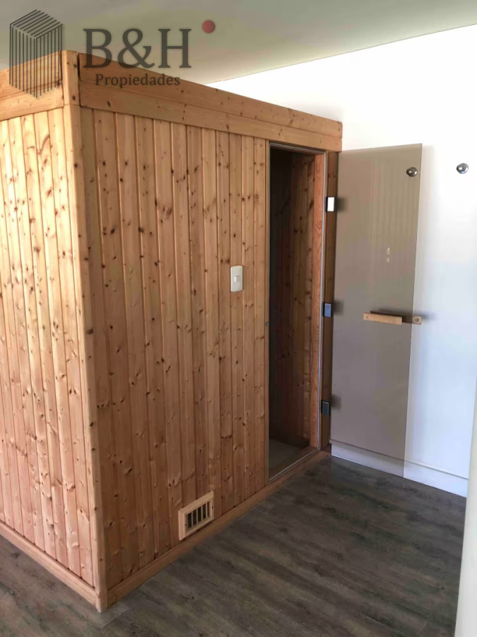 Apartamento ID.7568 - Apartamento 2 dormitorios, 2 baños en parada 22 de Playa Brava