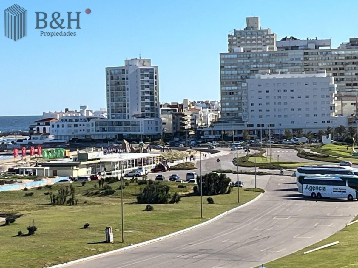 Brava - GoPunta - Portal Inmobiliario de Punta del Este - Maldonado