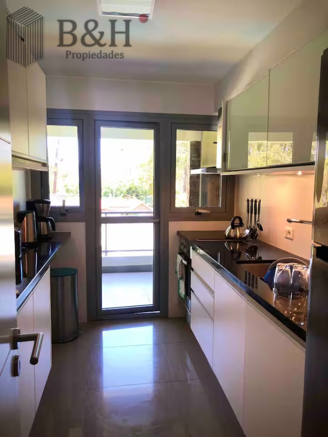 Apartamento ID.7568 - Apartamento 2 dormitorios, 2 baños en parada 22 de Playa Brava