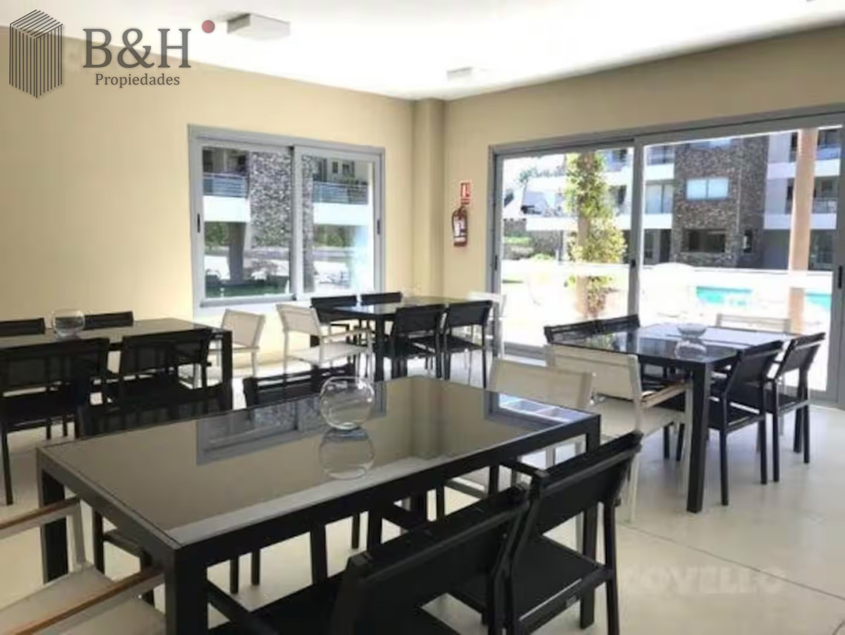 Apartamento ID.7568 - Apartamento 2 dormitorios, 2 baños en parada 22 de Playa Brava
