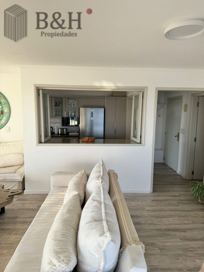 Apartamento ID.7546 -  Apartamento de 2 Dormitorios en Brava - Punta del Este