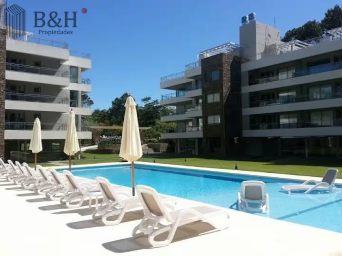 Apartamento ID.7568 - Apartamento 2 dormitorios, 2 baños en parada 22 de Playa Brava