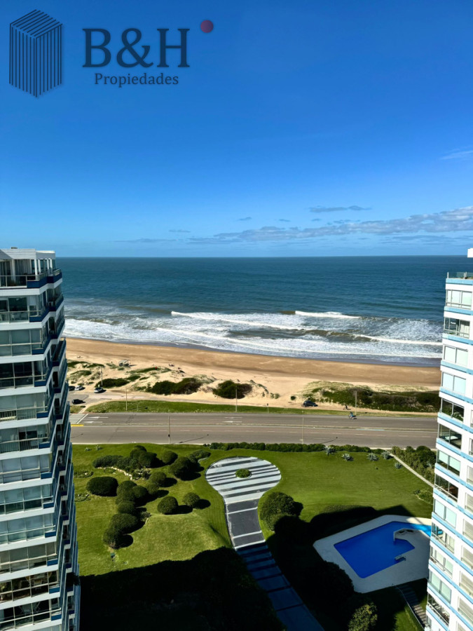 Apartamento ID.7546 -  Apartamento de 2 Dormitorios en Brava - Punta del Este