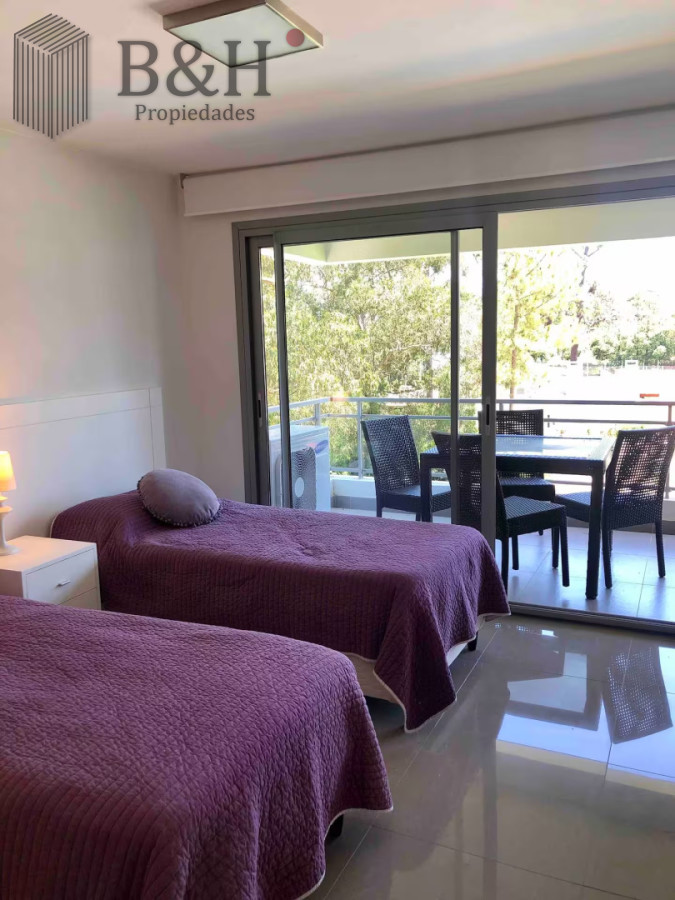 Apartamento ID.7568 - Apartamento 2 dormitorios, 2 baños en parada 22 de Playa Brava