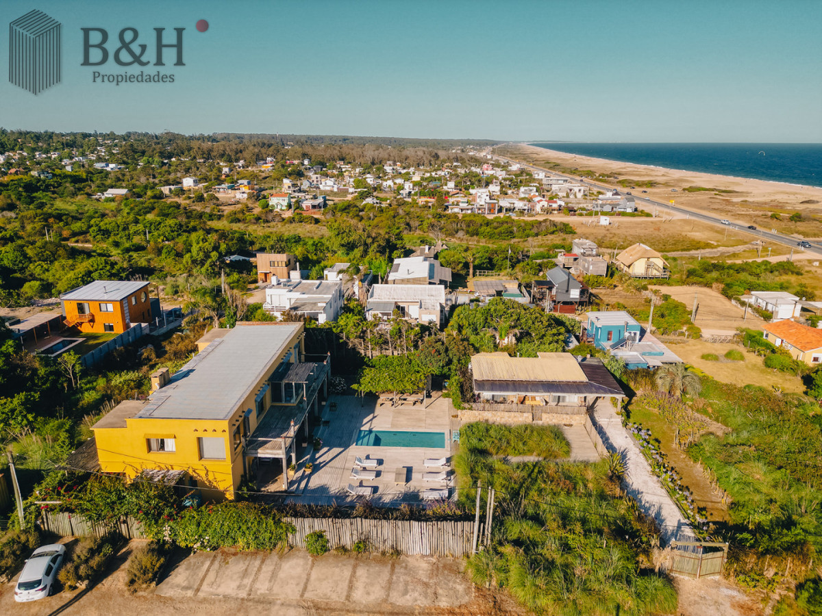 Casa ID.6307 - Alquiler de verano, Casa de 5 dormitorios en Punta Piedras, Manantiales