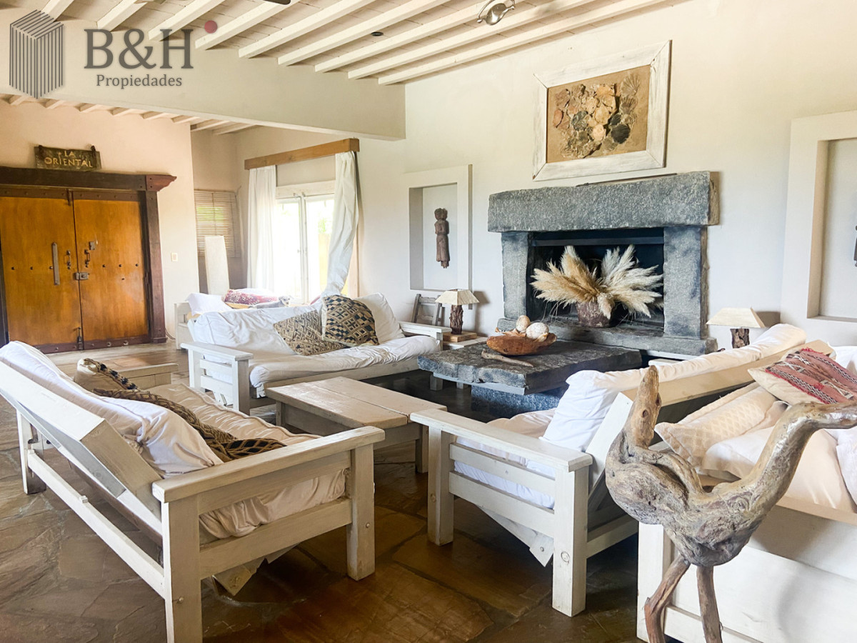 Casa ID.6307 - Alquiler de verano, Casa de 5 dormitorios en Punta Piedras, Manantiales