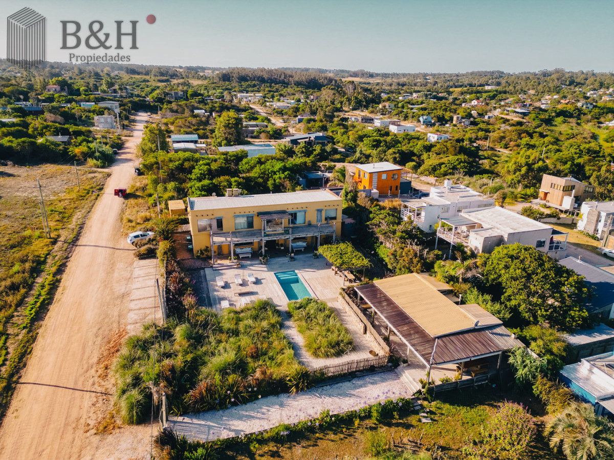 Casa ID.6307 - Alquiler de verano, Casa de 5 dormitorios en Punta Piedras, Manantiales