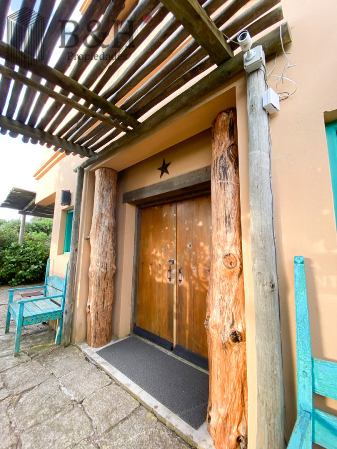 Casa ID.6307 - Alquiler de verano, Casa de 5 dormitorios en Punta Piedras, Manantiales