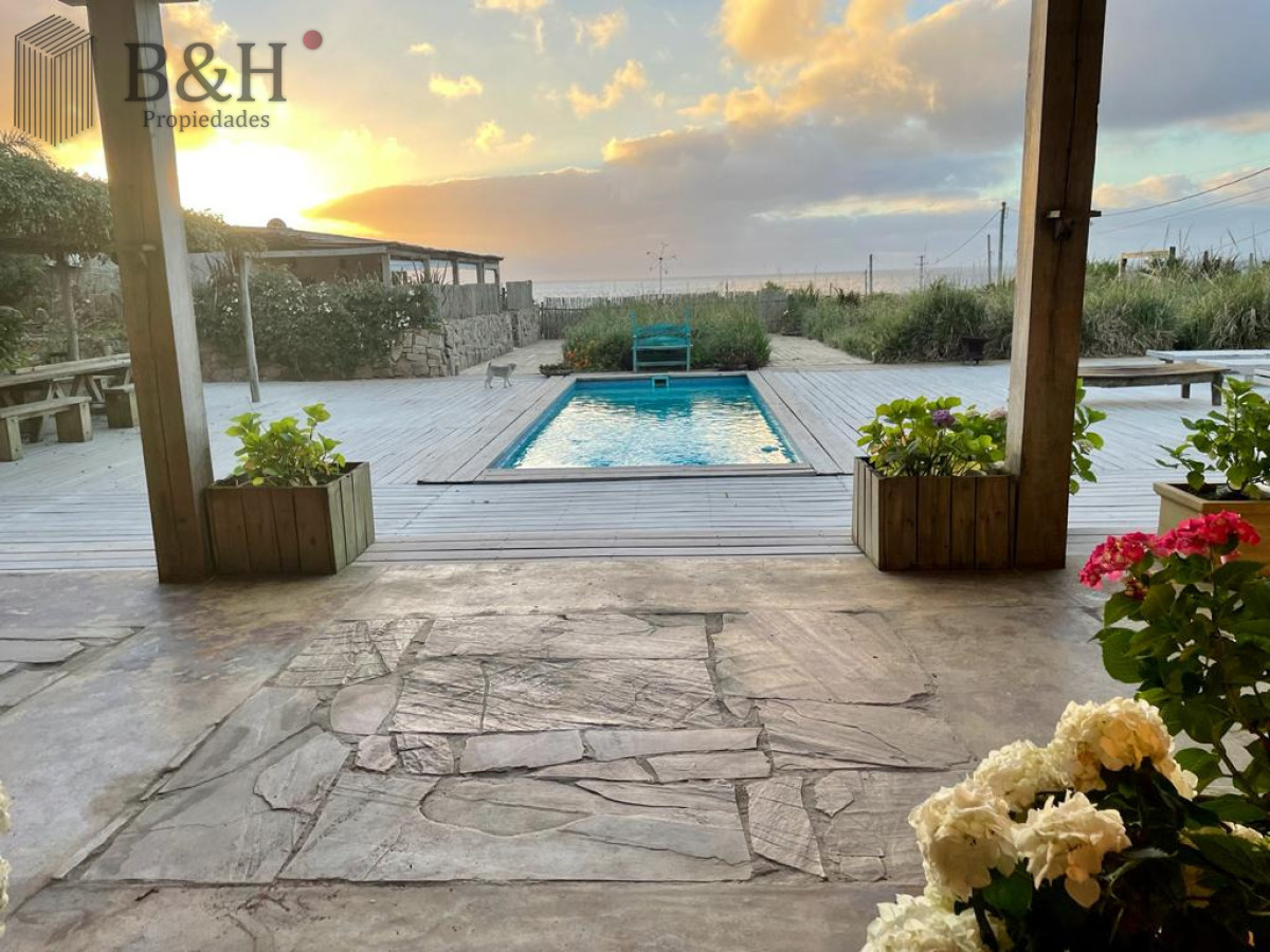Casa ID.6307 - Alquiler de verano, Casa de 5 dormitorios en Punta Piedras, Manantiales