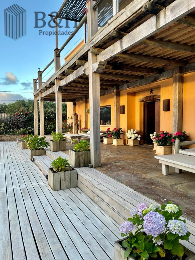 Casa ID.6307 - Alquiler de verano, Casa de 5 dormitorios en Punta Piedras, Manantiales