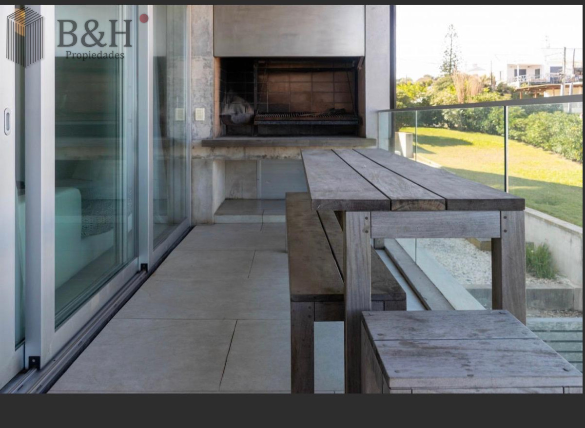 Casa ID.6397 - Hermosa casa a a la venta en el corazón de La Barra