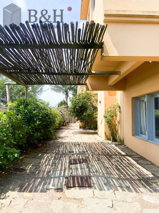Casa ID.6307 - Alquiler de verano, Casa de 5 dormitorios en Punta Piedras, Manantiales