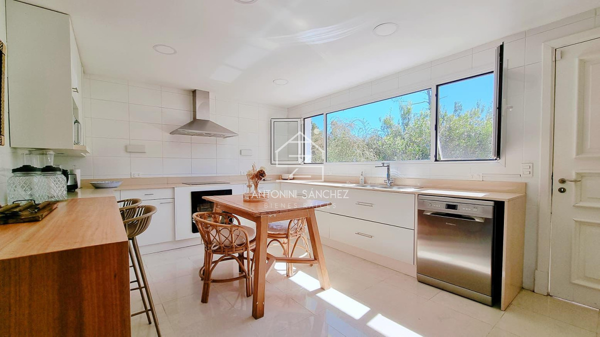 Casa ID.3267 - Hermosa casa en venta y alquiler anual 