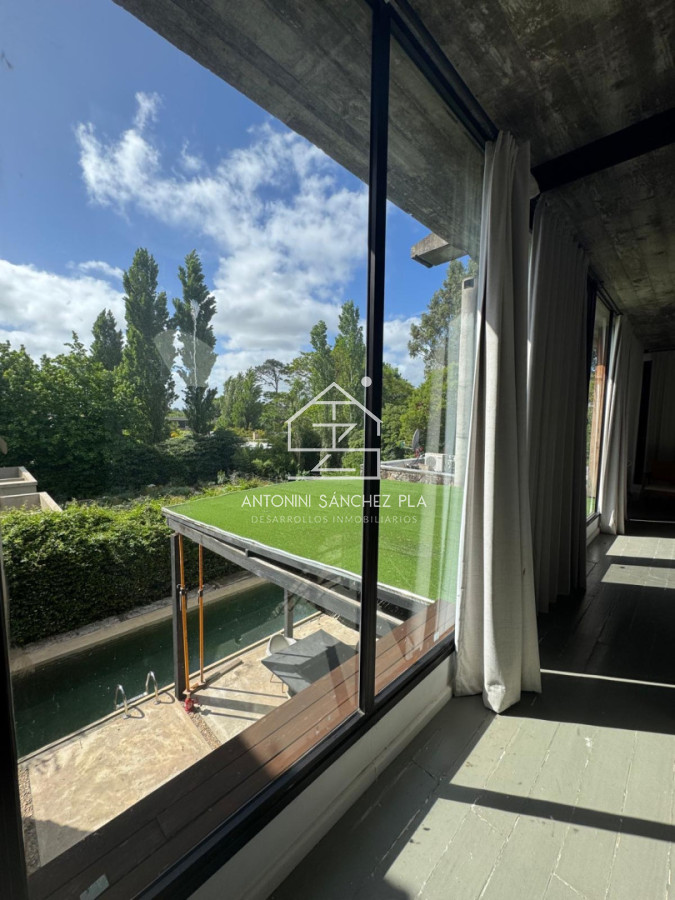 Casa ID.4044 - Casa a la venta en La Arbolada 