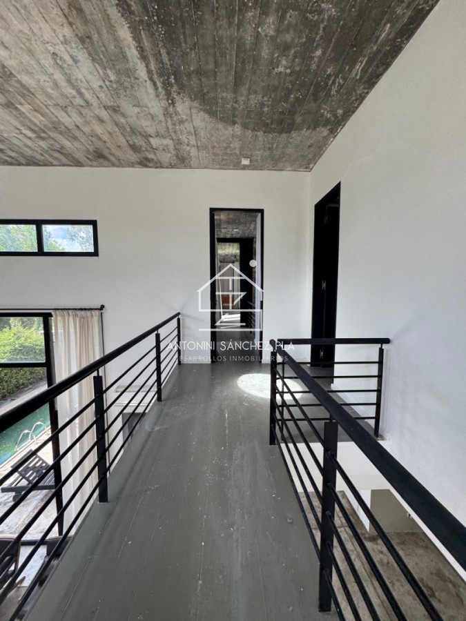 Casa ID.4044 - Casa a la venta en La Arbolada 