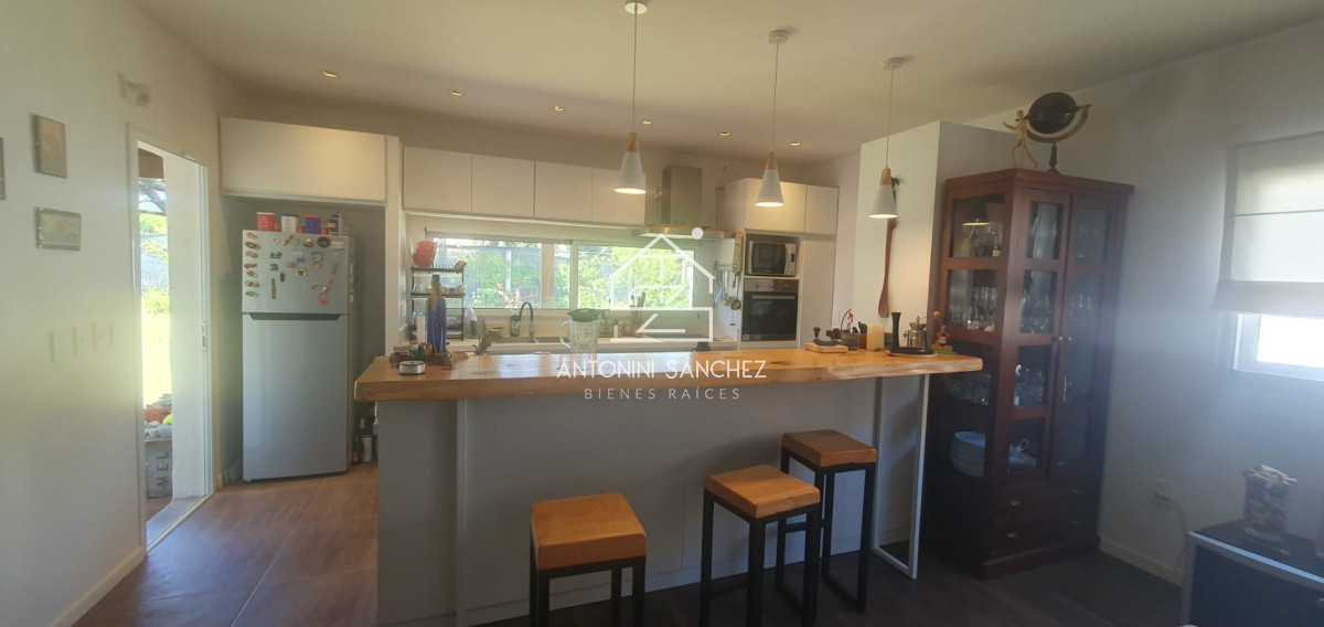Casa ID.4505 - Venta de casa en pleno corazón de la barra 