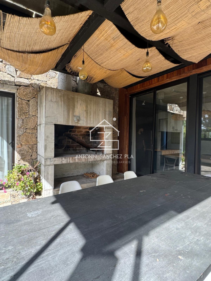 Casa ID.4044 - Casa a la venta en La Arbolada 