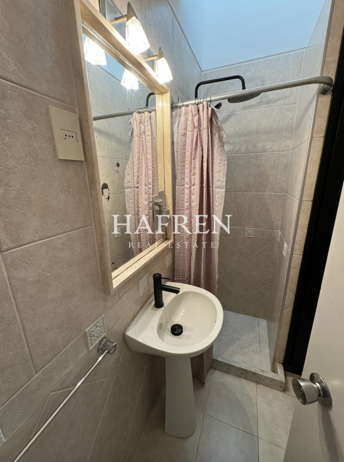 Apartamento ID.191 - Península, Venta y Alquiler Anual, 2 dormitorios, terraza, gge.