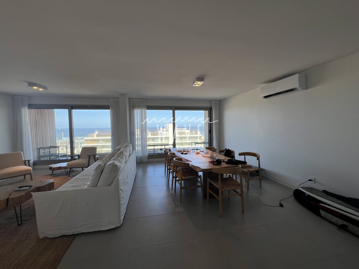 Apartamento ID.4404 - Venta espectacular departamento, Manantiales, 3Dorm