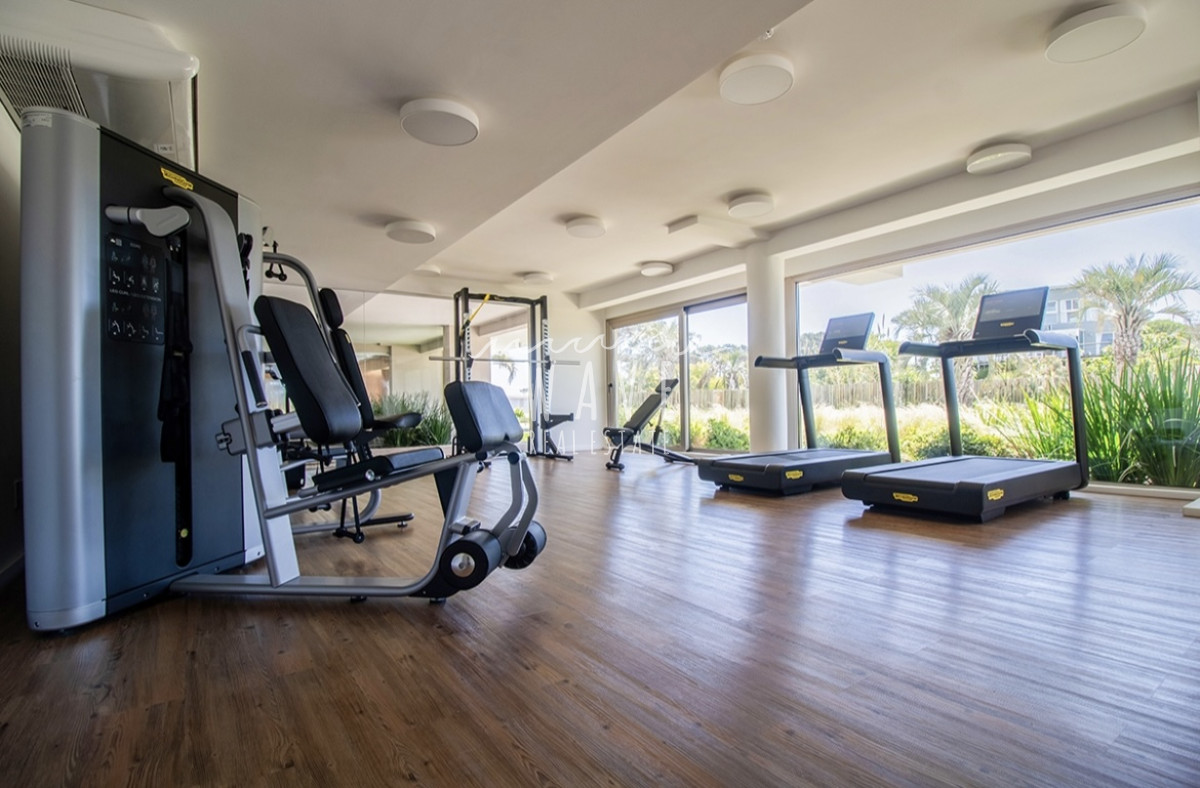 Apartamento ID.4404 - Venta espectacular departamento, Manantiales, 3Dorm