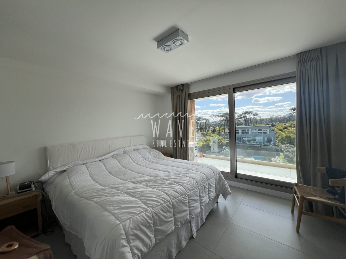 Apartamento ID.4404 - Venta espectacular departamento, Manantiales, 3Dorm