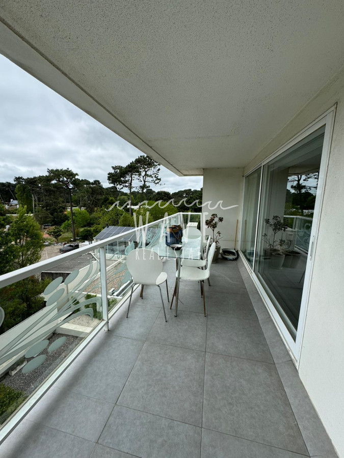 Apartamento ID.4549 - Venta apartamento 4 dorm, Torre Yoo Punta del Este 