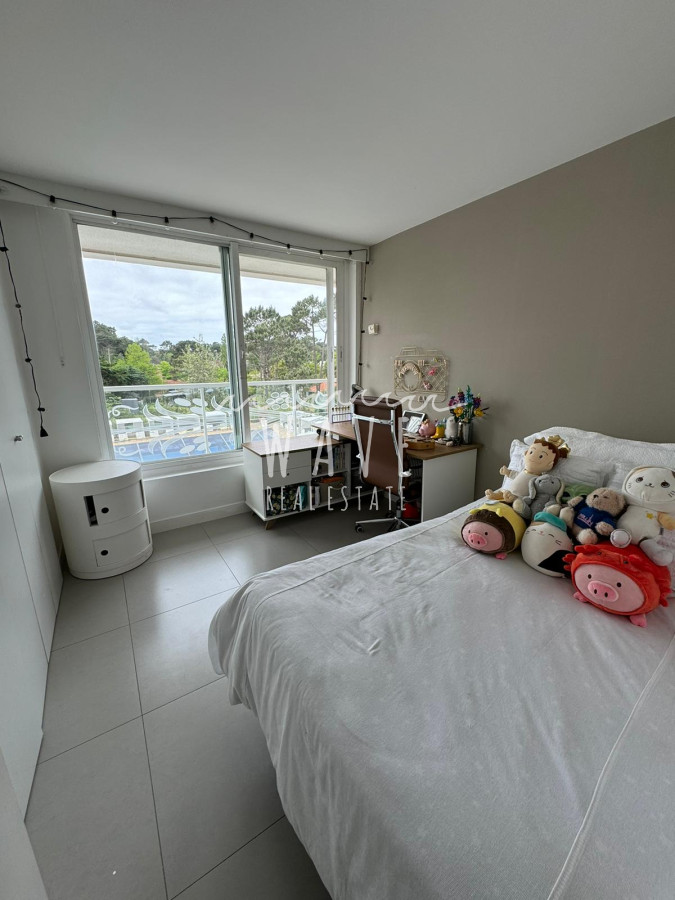 Apartamento ID.4549 - Venta apartamento 4 dorm, Torre Yoo Punta del Este 