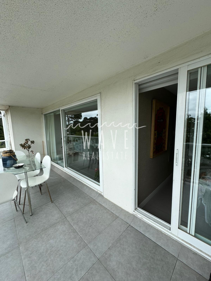 Apartamento ID.4549 - Venta apartamento 4 dorm, Torre Yoo Punta del Este 
