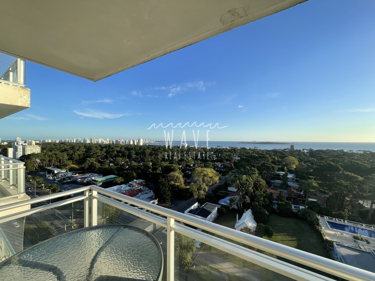 Apartamento ID.4204 - Venta y alquiler temporal de apartamento 2 dormitorios , torre con servicios en Av. Roosevelt