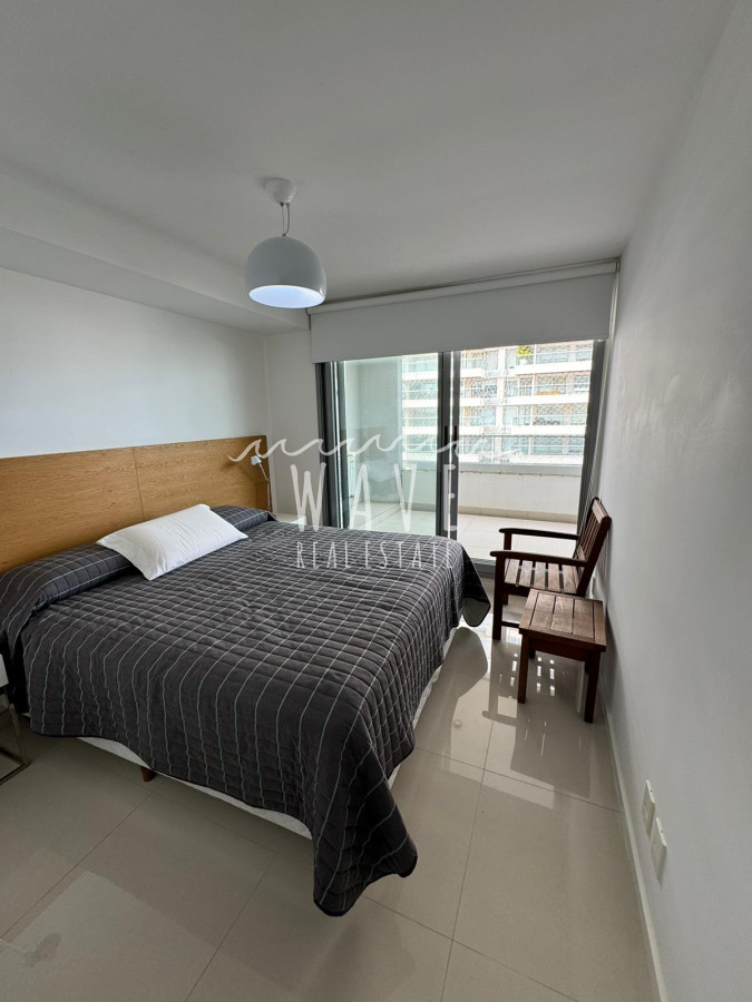 Apartamento ID.4521 - Brava, Pda 6. Edificio Full Amenities. 2 dormitorios, 2 baños. Servicio de playa y limpieza semanal.