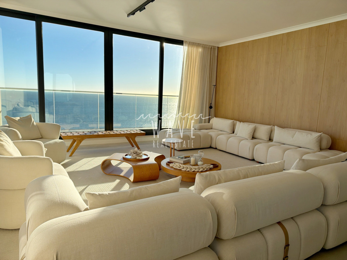 Apartamento ID.4765 - Venta Penthouse duplex, Playa Mansa, Punta del Este 