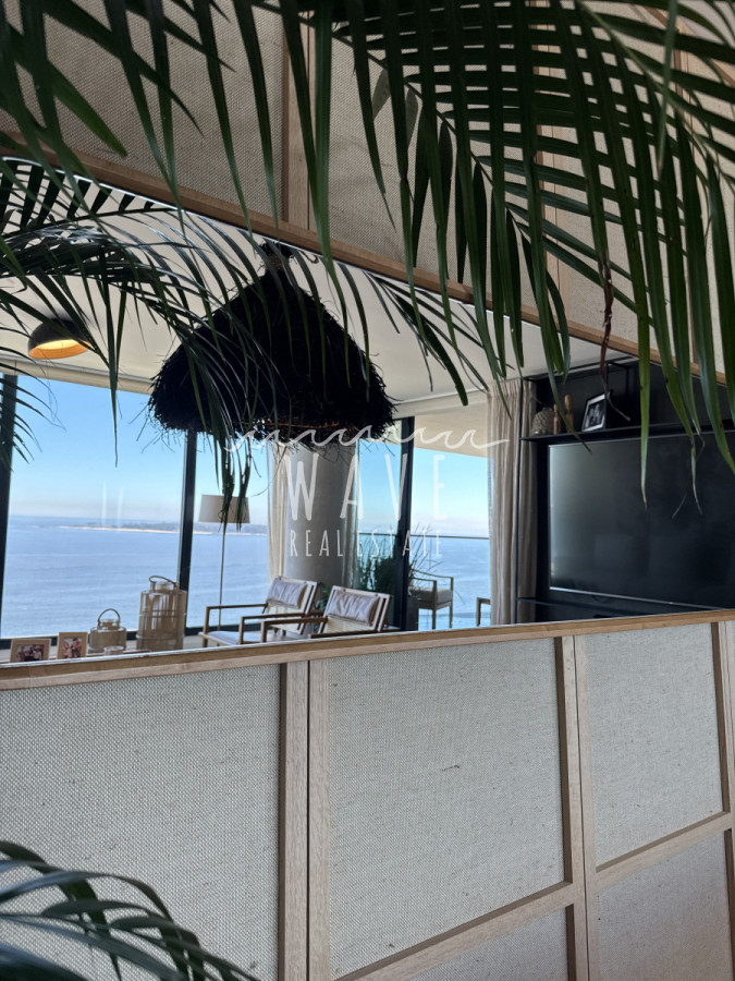 Apartamento ID.4974 - Venta Departamento Mansa, 3 dormitorios, Punta del Este 