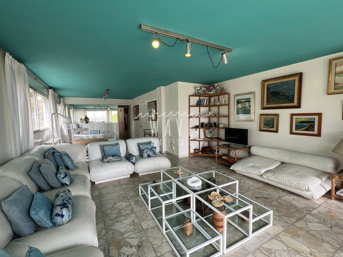 Apartamento ID.4537 - Apartamento en primera linea puerto  Punta del Este en alquiler temporal 