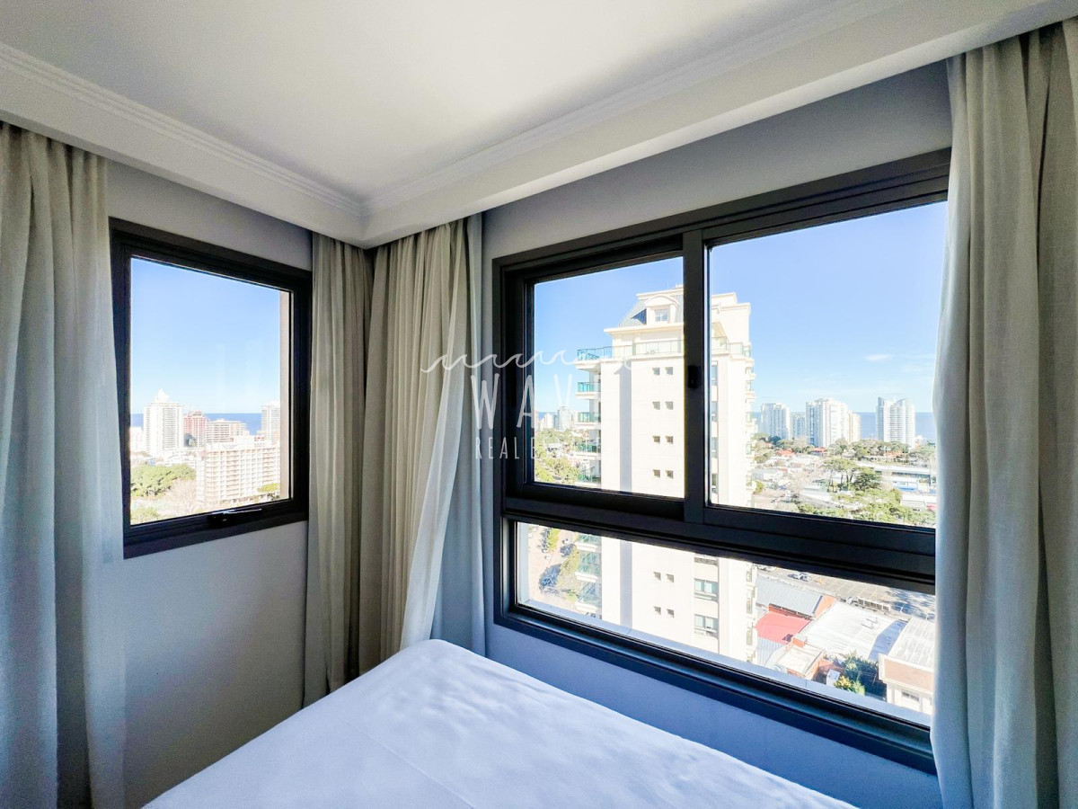 Apartamento ID.5027 - Venta en exclusividad, apartamento de 3 dormitorios en Punta del Este