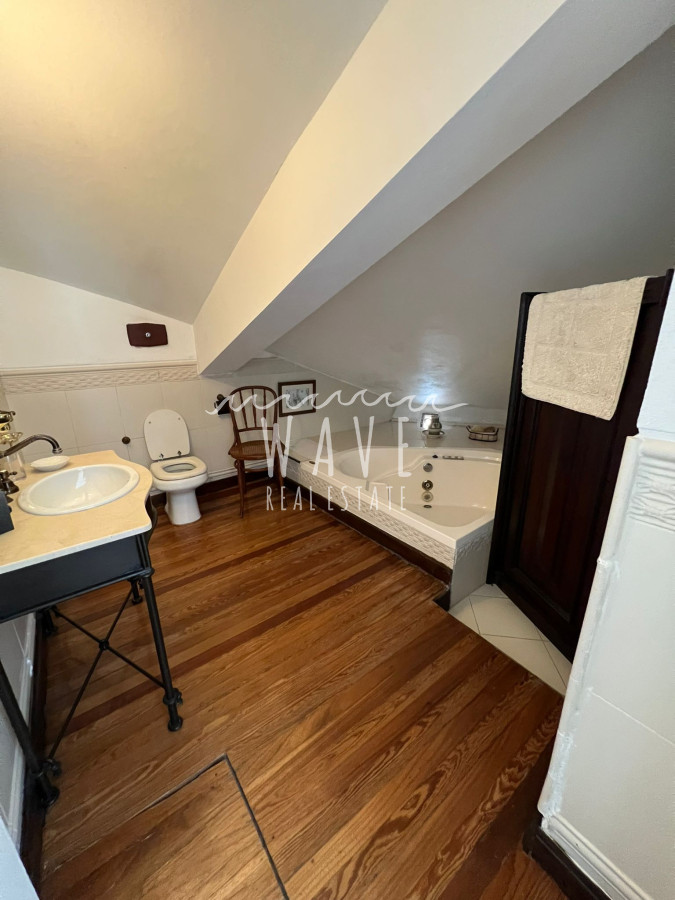 Apartamento ID.3964 - PENINSULA Disponible 5 dormitorios, todo el confort en una ubicación y vista privilegiada.