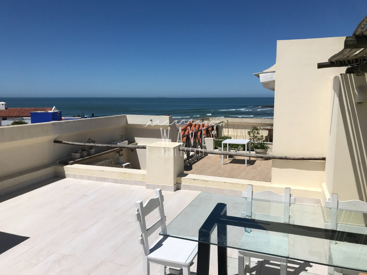 Apartamento ID.4450 - Disponible Alquiler Invernal, Apto en La Barra a metros del mar. 2 dormitorios, terraza.