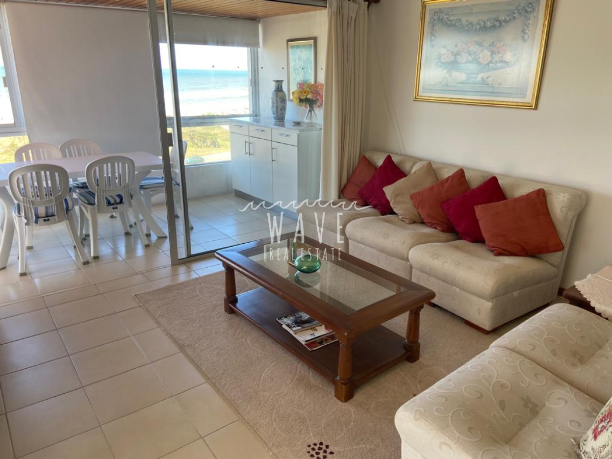 Apartamento ID.1448 - Primera línea 3 dormitorios 