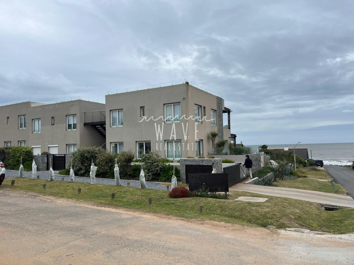 Apartamento ID.1468 - La Barra, Posta del Cangrejo, a pasos del mar, 2 dormitorios, terraza con parrillero.