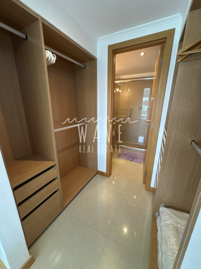 Apartamento ID.5113 - Alquiler de verano, apartamento de 2 dormitorios en suite, Playa Brava Punta del Este