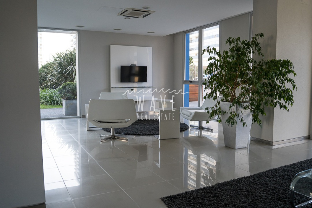 Apartamento ID.4920 - Venta de Apartamento Penthouse, de 3 dormitorios en La Pastora, con amenities