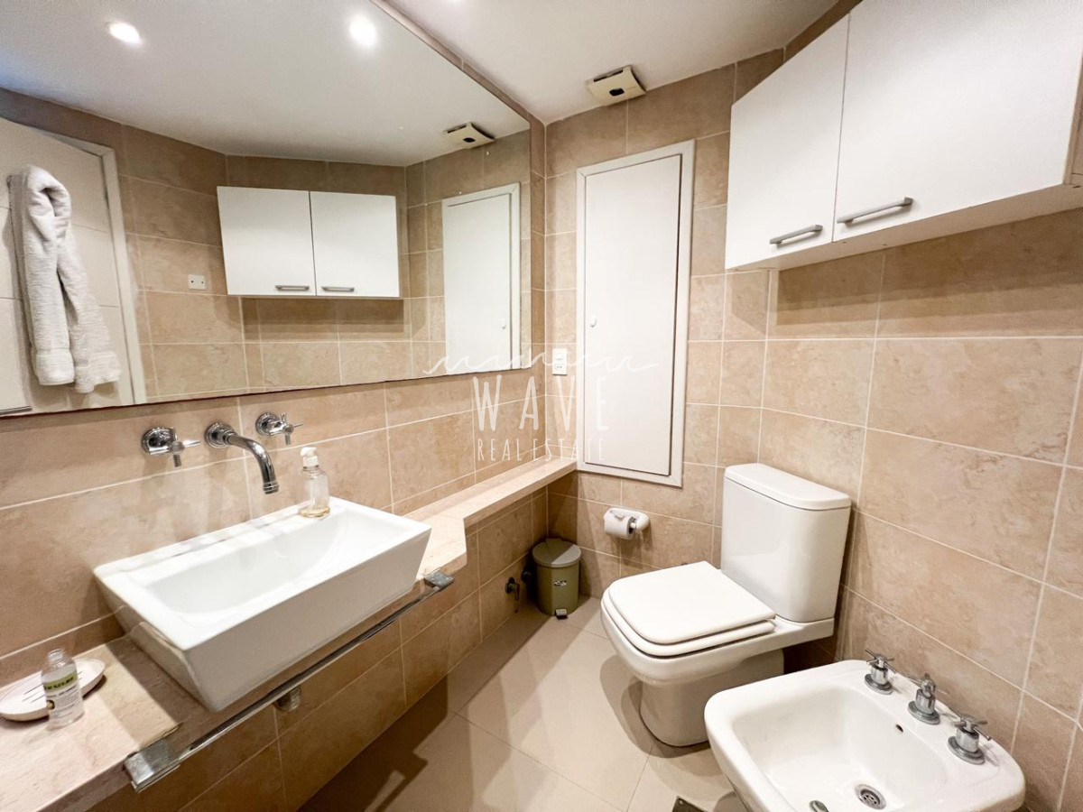 Apartamento ID.4507 - PENTHOUSE 4 dormitorios con dep completa Jacuzzi y barbacoa privada