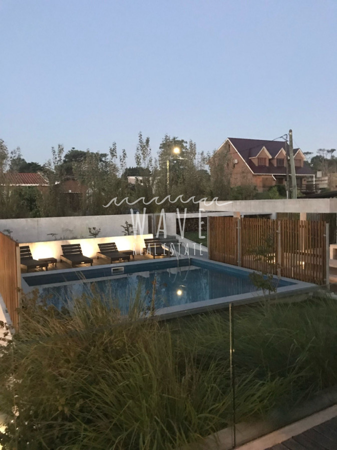 Apartamento ID.5665 - Apartamento en venta primera línea mansa 