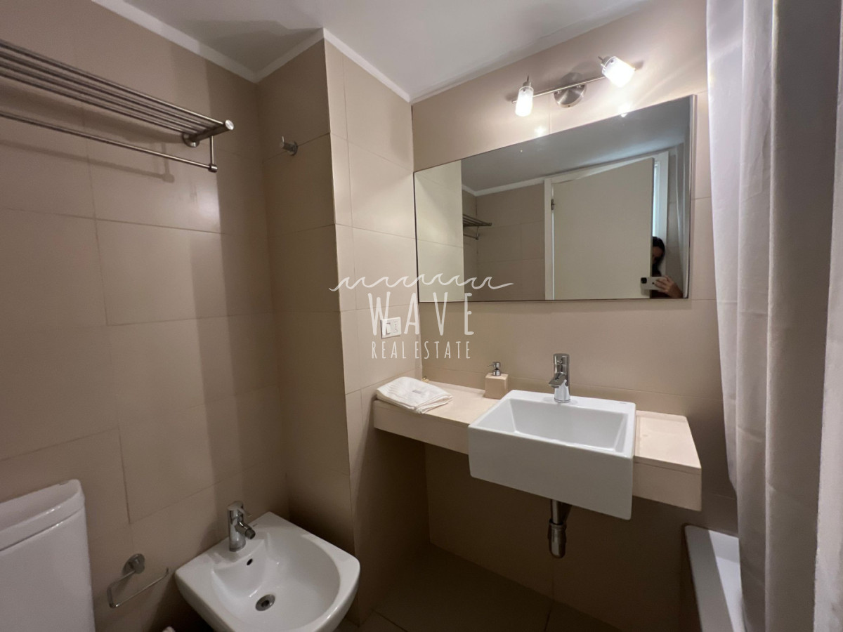 Apartamento ID.5605 - Venta de apartamento de 1 dormitorio y medio en Punta del Este