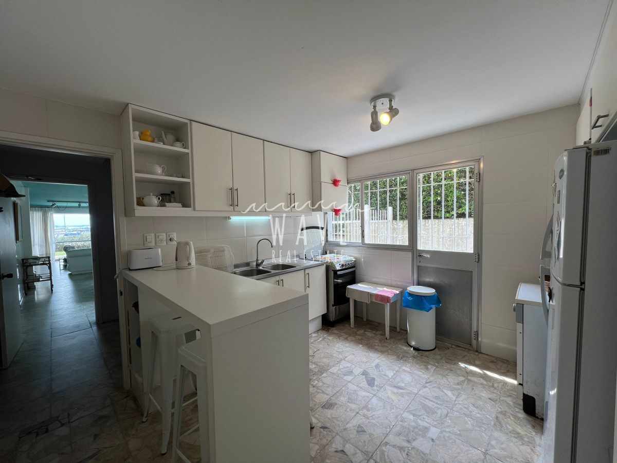 Apartamento ID.4537 - Apartamento en primera linea puerto  Punta del Este en alquiler temporal 