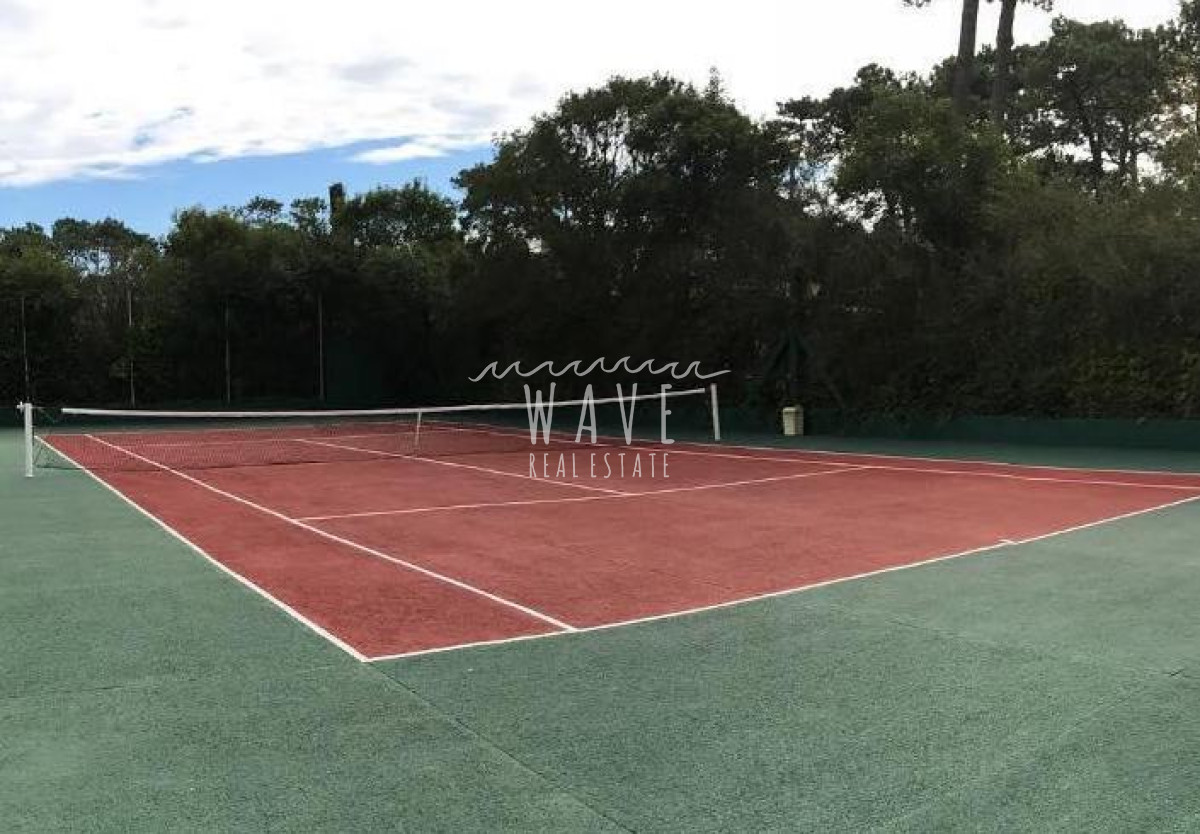 Apartamento ID.1644 - Venta Apartamento en Cantegril amplios 2 dormitorios 2 baños servicios