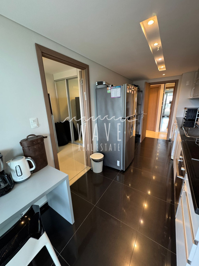 Apartamento ID.4249 - Venta apartamento 2 dormitorios y dependencia parada 10 Brava