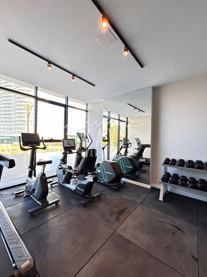 Apartamento ID.4929 - Venta departamento 3 dormitorios, playa mansa, Punta del Este 