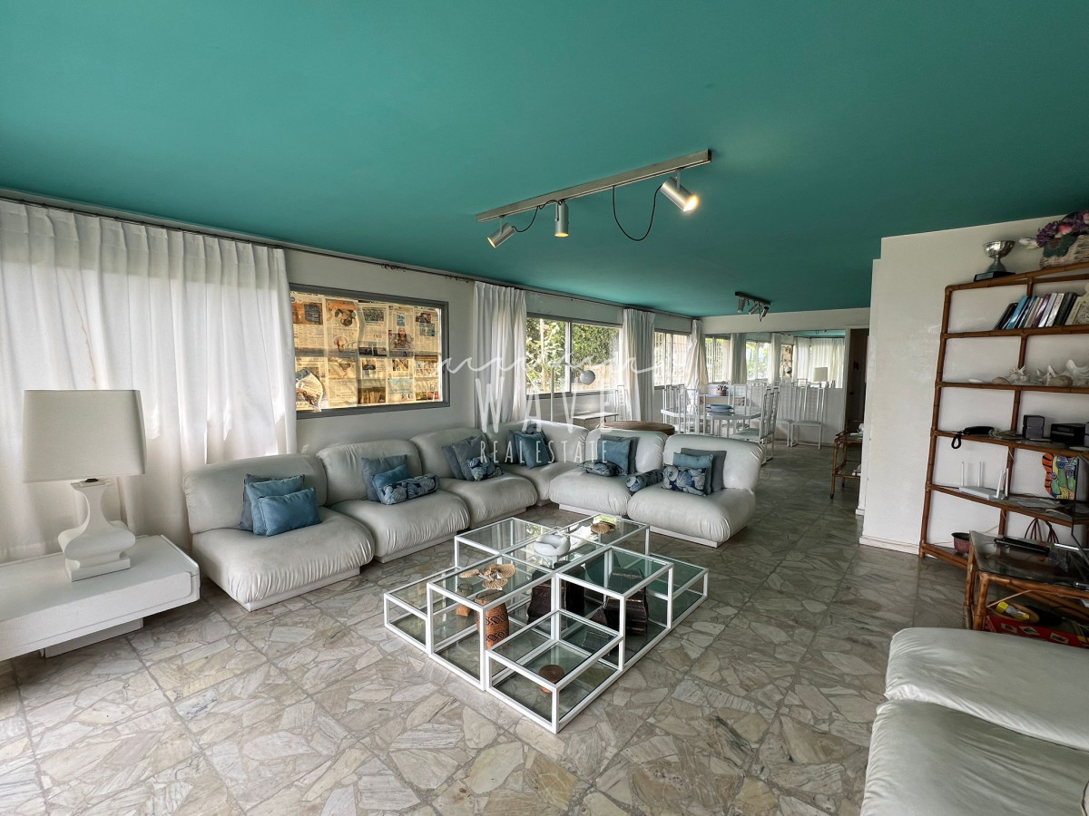 Apartamento ID.4537 - Apartamento en primera linea puerto  Punta del Este en alquiler temporal 