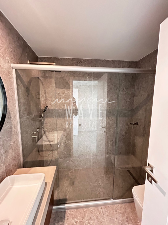 Apartamento ID.4929 - Venta departamento 3 dormitorios, playa mansa, Punta del Este 